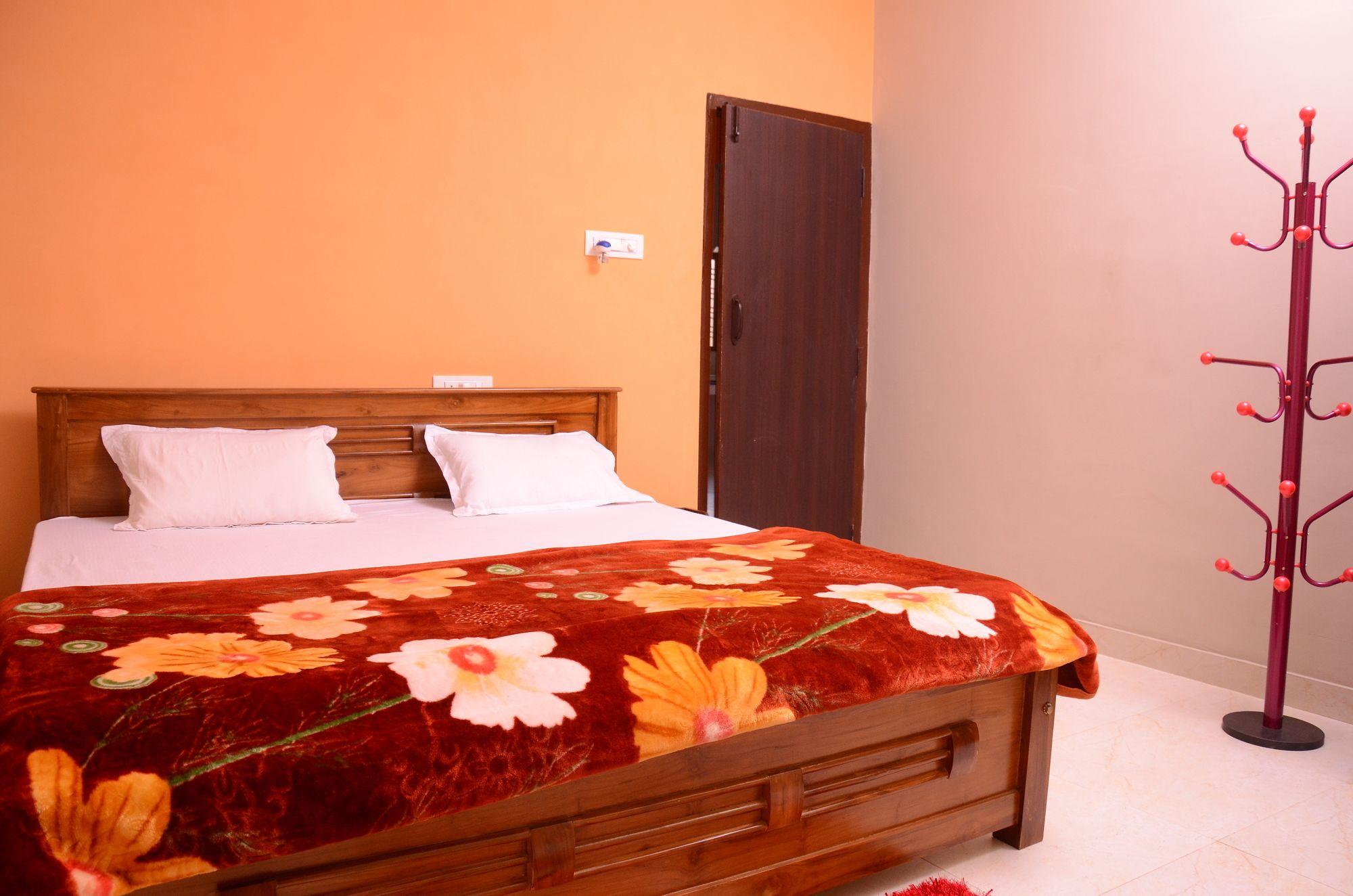 Coorg Girinivas Deluxe Homestay-Wi-Fi Madikeri Exteriér fotografie